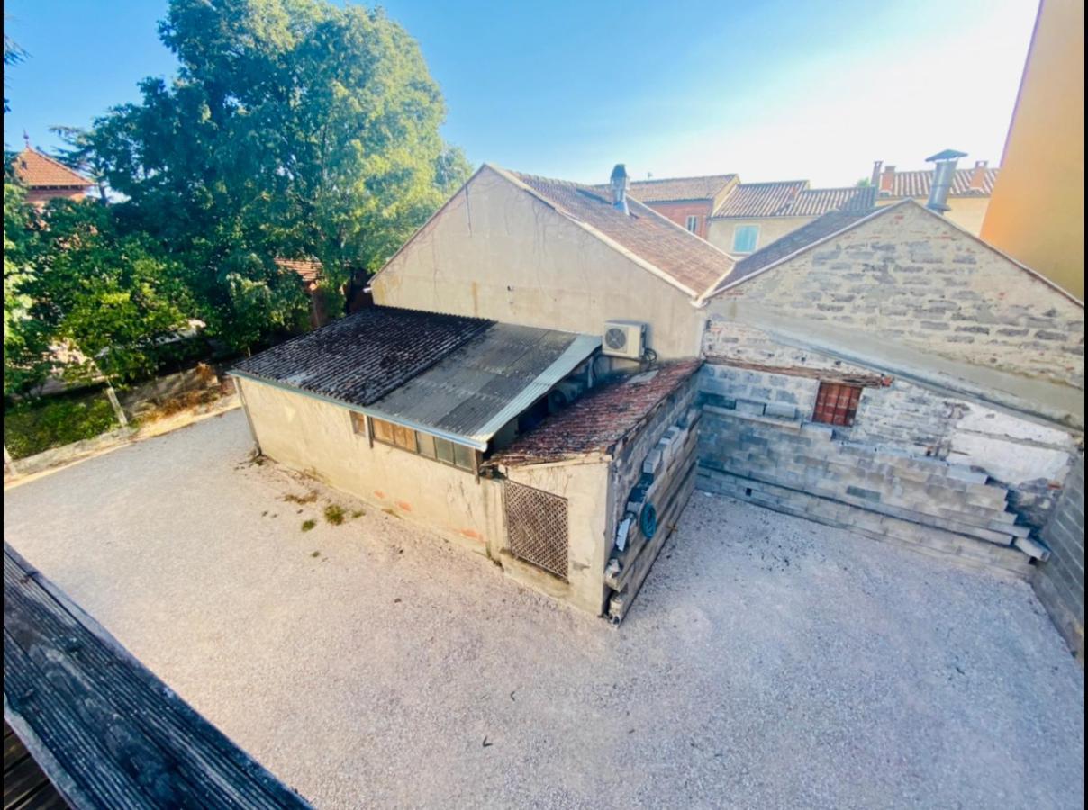 T3 En Duplex Pour 6 Pers Bien Place Terrasse Et Parking Inclus Apartman Toulouse Kültér fotó